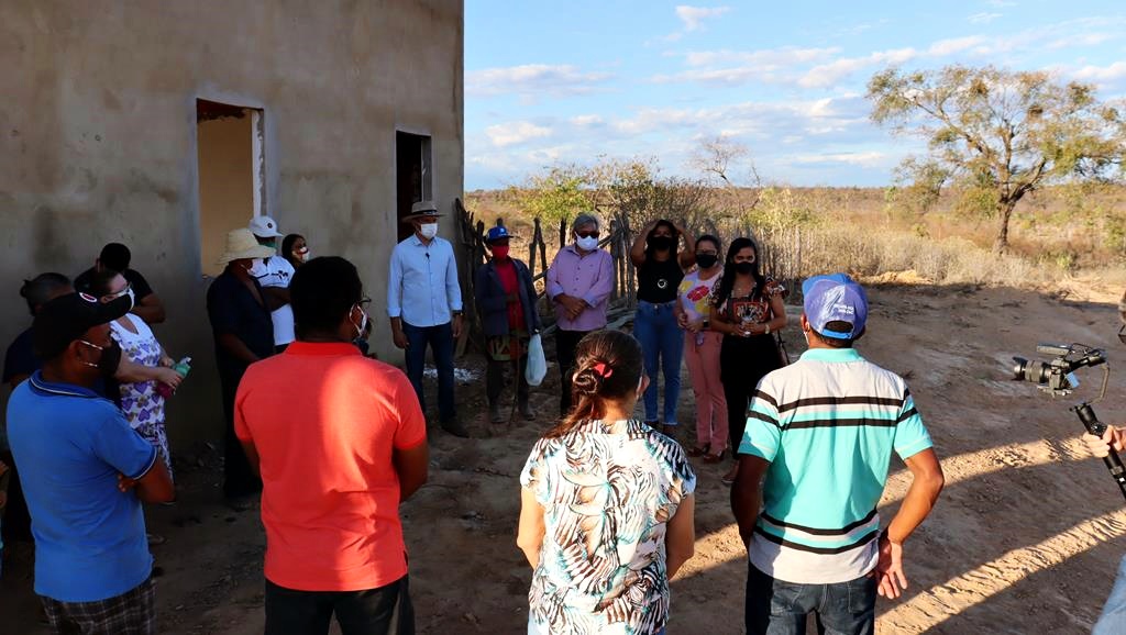 Prefeitura de Valença entrega estrada prometida a mais de 20 anos - Imagem 14