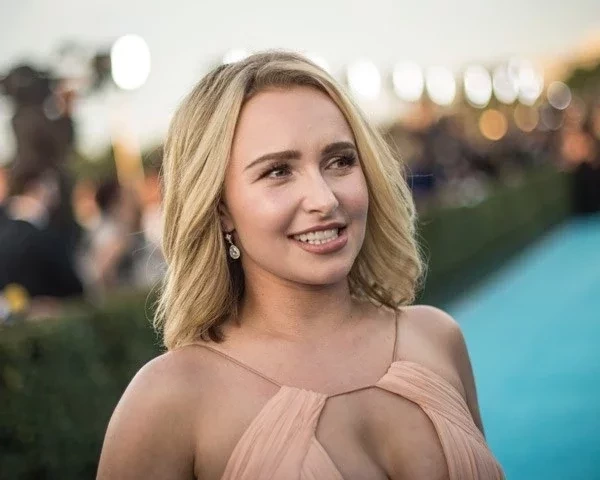  Hayden Panettiere