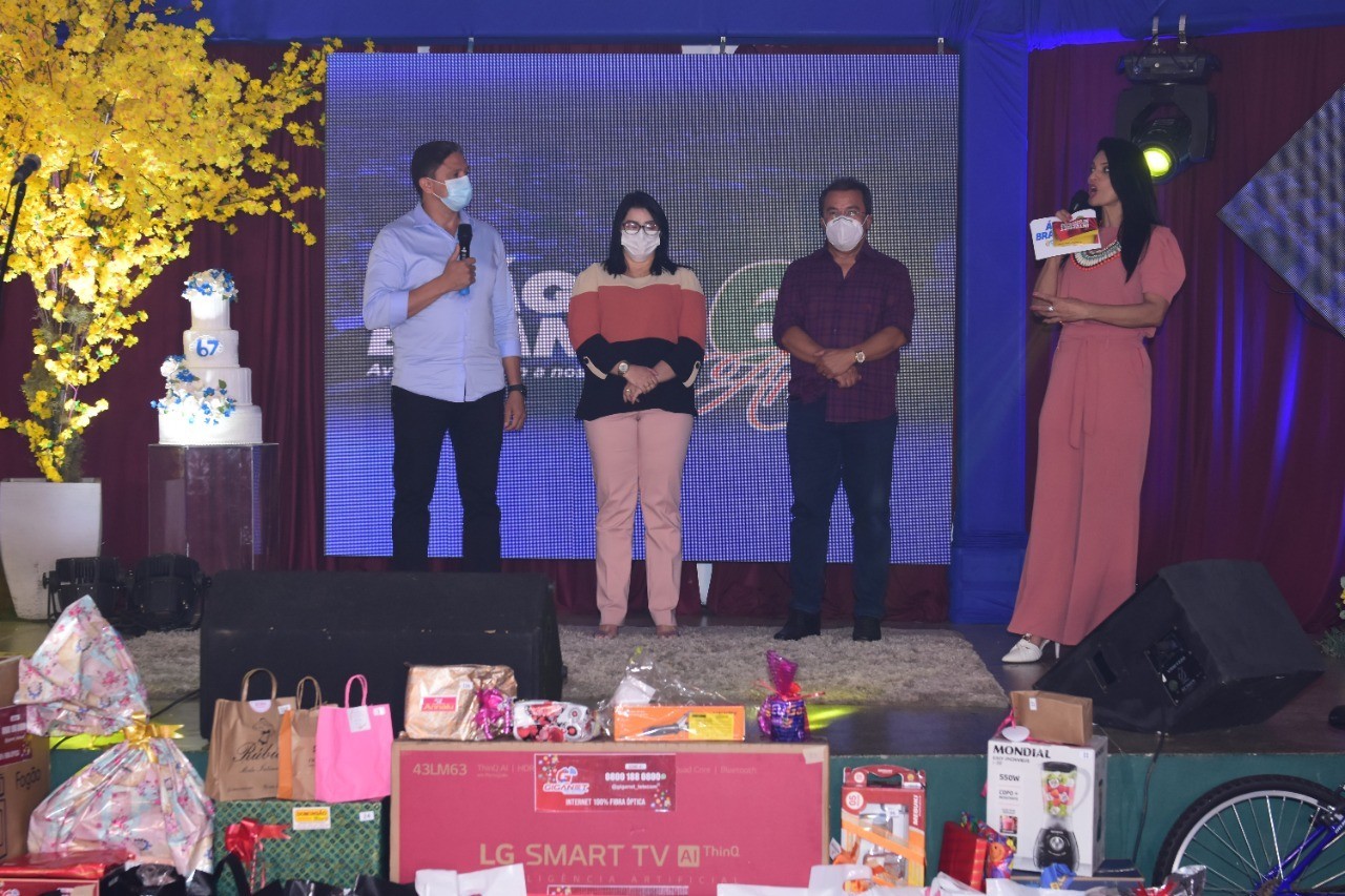 Live de aniversário distribui R$ 30 mil em prêmios