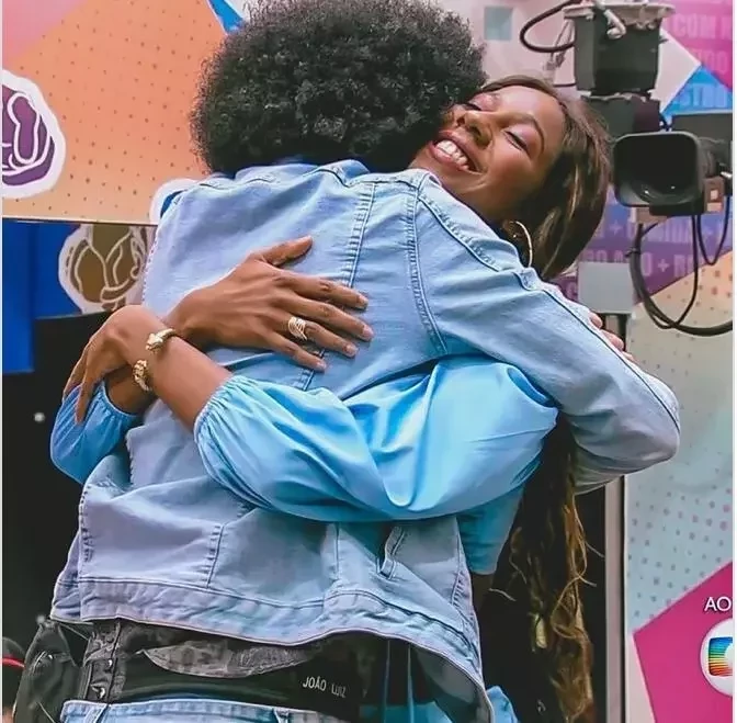 Camilla de Lucas e João Luiz 