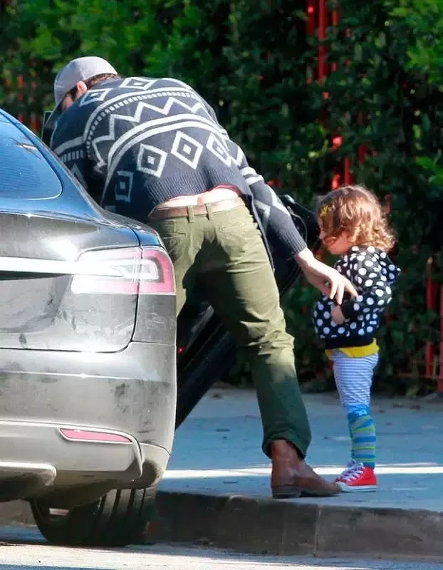 Ashton talvez não se importe