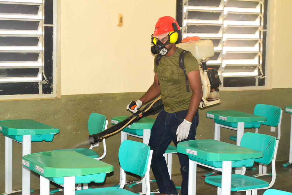 Prefeitura de Joaquim Pires realiza sanitização em unidades escolares - Imagem 9