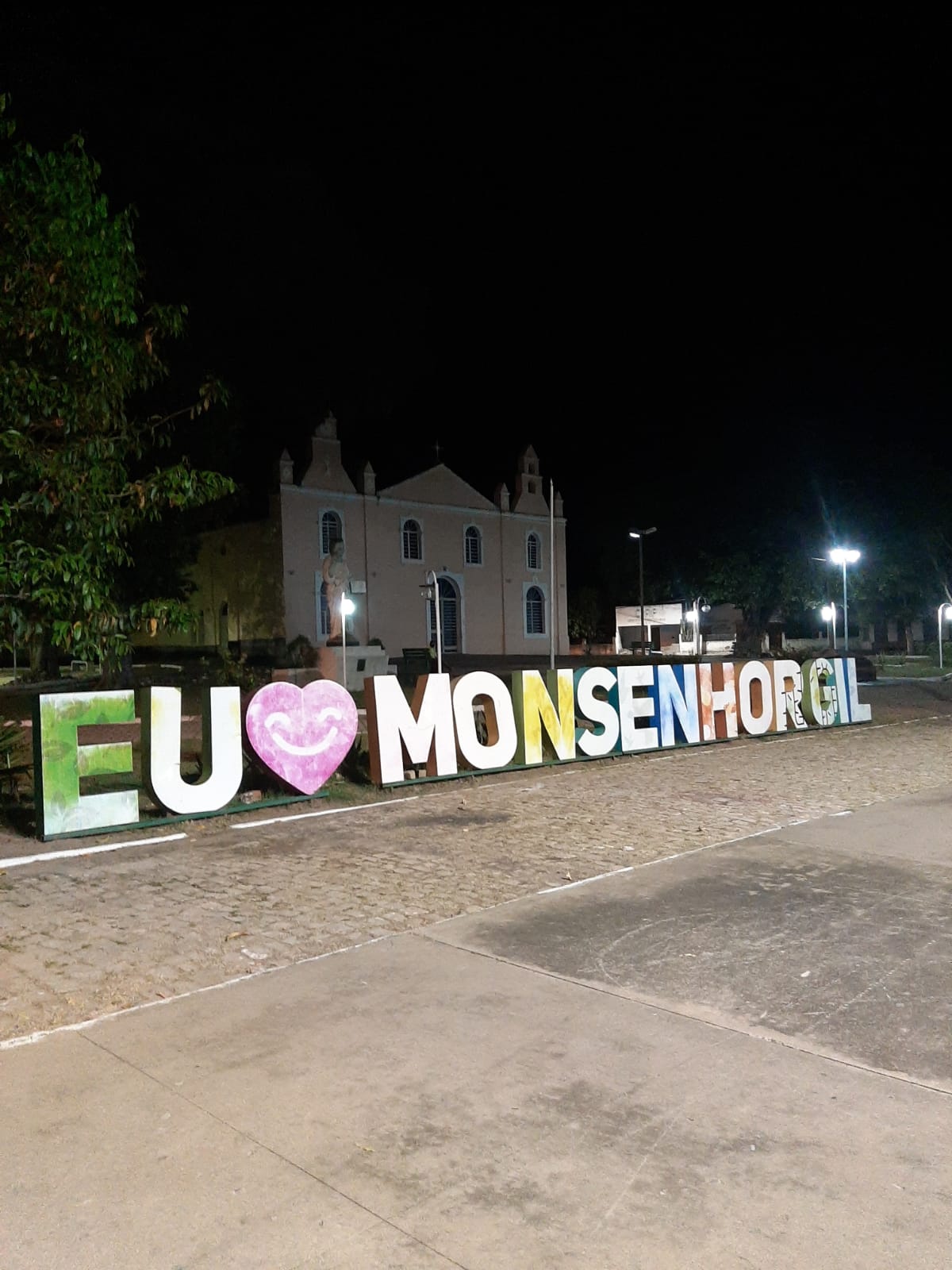 Romaria sai de Monsenhor Gil para Santa Cruz dos Milagres a pé - Imagem 1