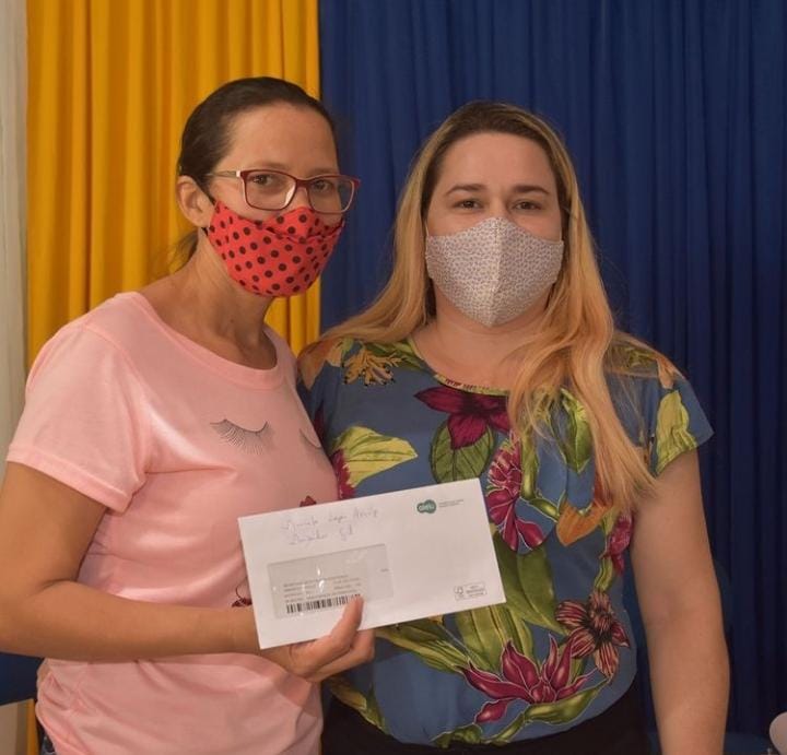 Prefeitura de Monsenhor Gil faz entrega do Cartão Sasc Emergencial - Imagem 1