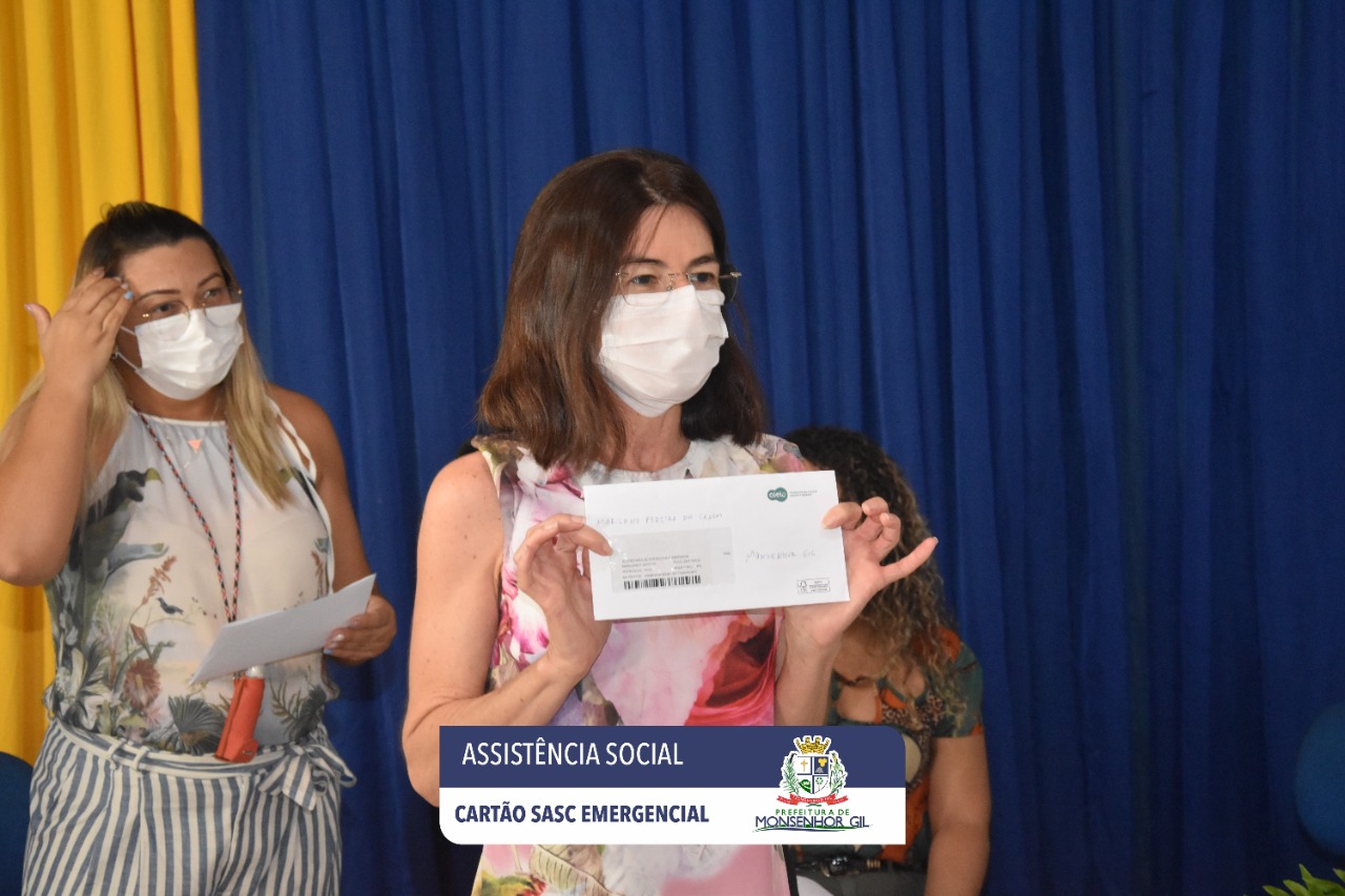 Prefeitura de Monsenhor Gil faz entrega do Cartão Sasc Emergencial - Imagem 3