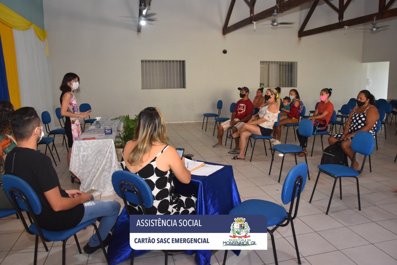 Prefeitura de Monsenhor Gil faz entrega do Cartão Sasc Emergencial - Imagem 8