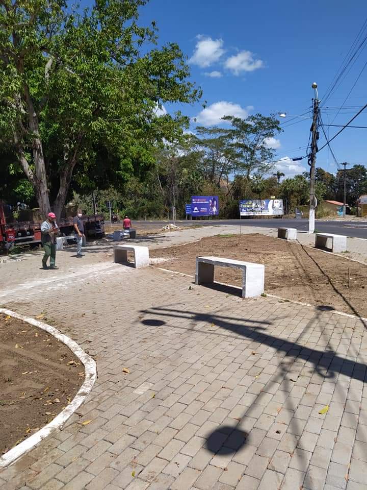 Prefeito João Luiz faz vistoria a obra em finalização em Monsenhor Gil - Imagem 1