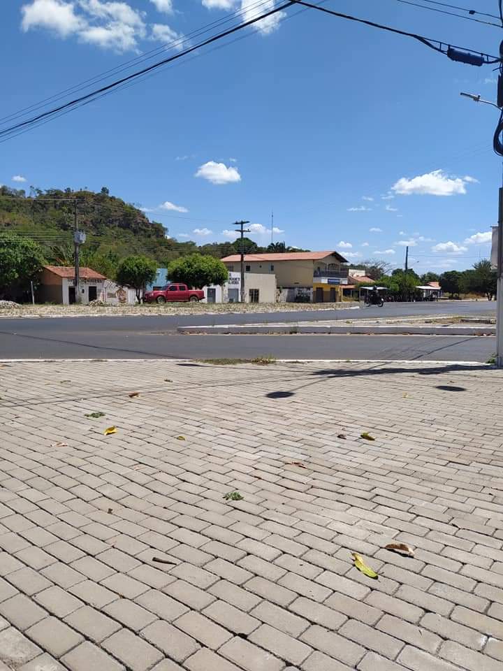 Prefeito João Luiz faz vistoria a obra em finalização em Monsenhor Gil - Imagem 5