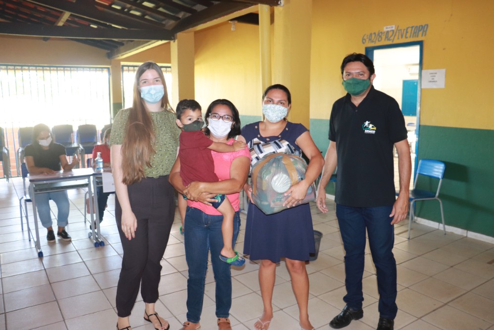 Prefeitura de Lagoinha entregou kits de Alimentação Escolar para Alunos - Imagem 8