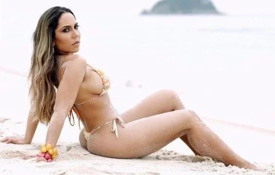 Fotos sensualmente ousadas da Mulher Melão para você se apaixonar