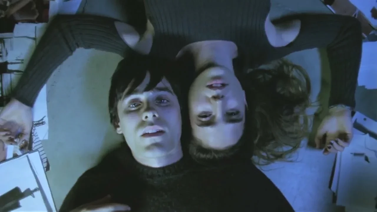 RÉQUIEM PARA UM SONHO