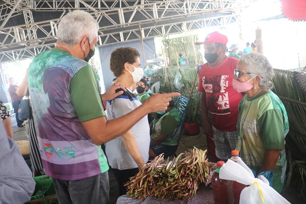 III Feira da Agricultura Familiar de N. S. dos Remédios rendeu R$176 mil   - Imagem 12