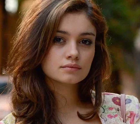 Conheça os famosos “brasileiros” que não nasceram no Brasil