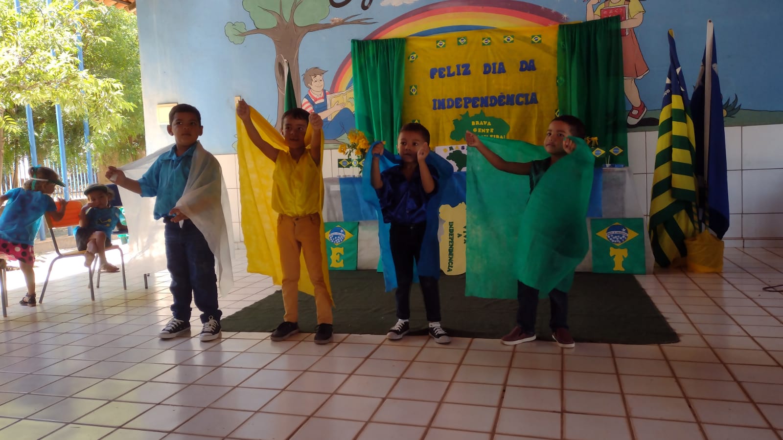 Prefeitura celebra “Semana da Pátria” e entrega de 6 mil uniformes escolar - Imagem 23