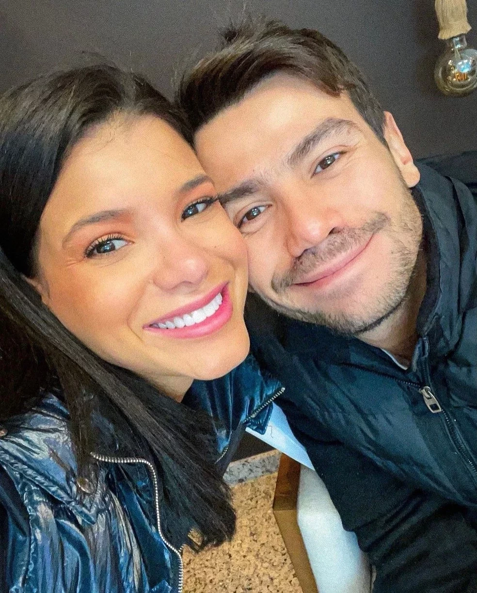 Mariano e Jakelyne Oliveira 