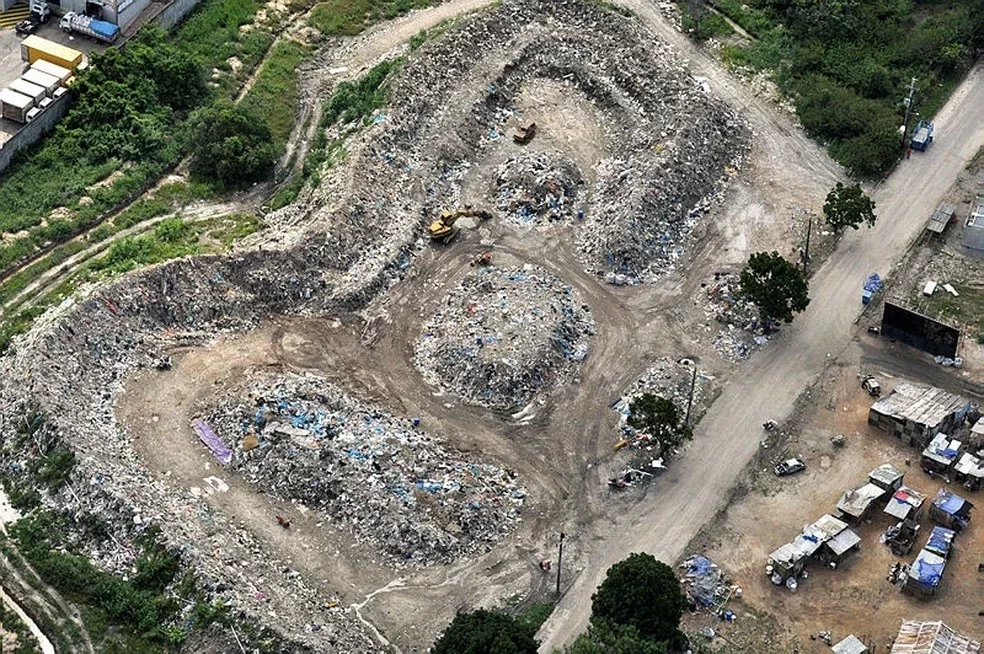 O lixão de Avenida Brasil