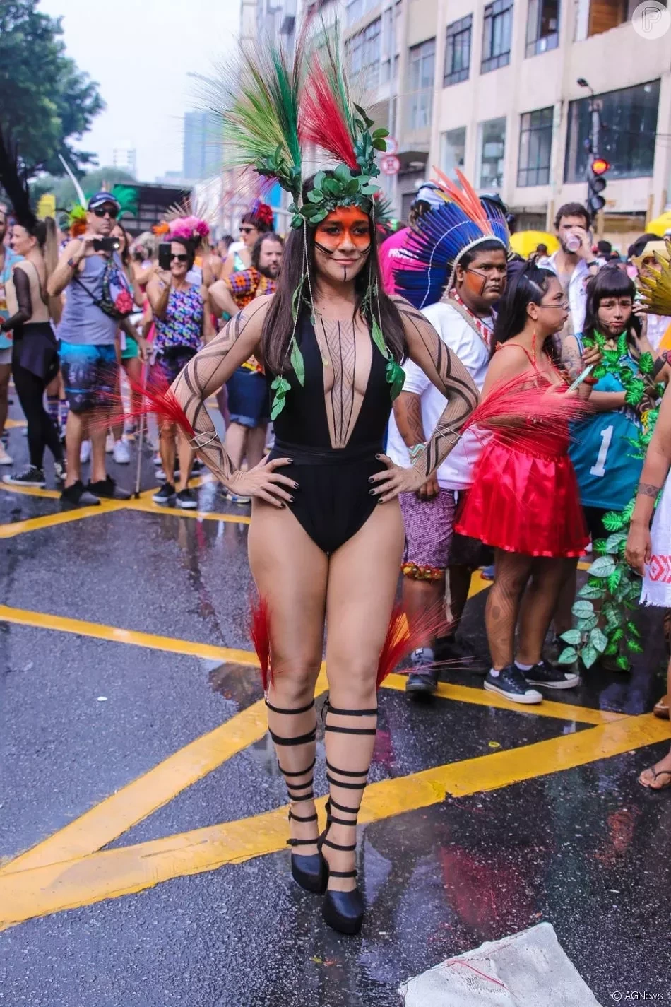 Aos 51 anos,  Alessandra Negrini esbanja sensualidade; veja fotos  - imagem 53663