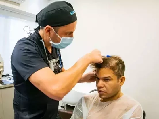 Adeus careca!Veja antes e depois de famosos que fizeram transplante capilar - imagem 53724