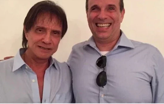 Roberto Carlos emociona ao postar vídeo falando de Dudu Braga