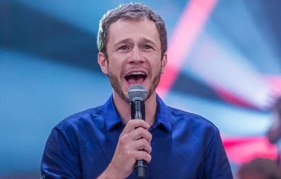 Tiago Leifert anuncia saída da Globo após o “The Voice Brasil”