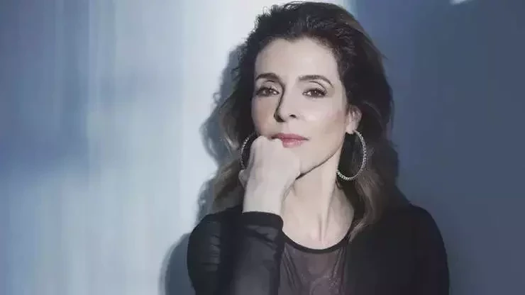 Deborah Evelyn - Lenita