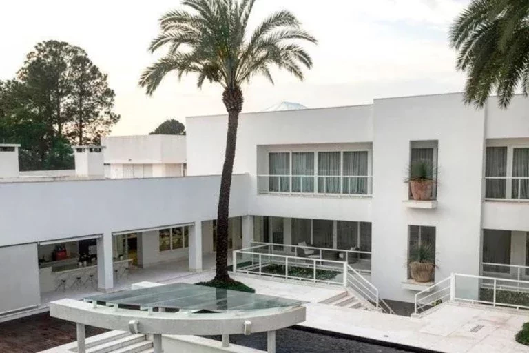 De tirar o fôlego: conheça as mansões milionárias dos famosos - imagem 67453