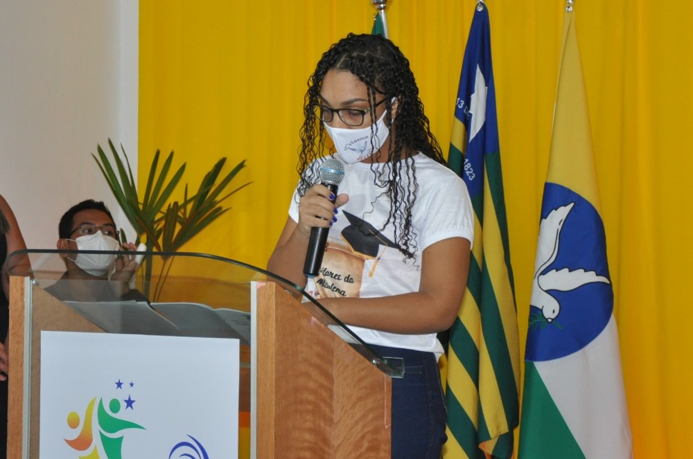 Prefeitura de Hugo Napoleão realiza entrega de premiação para alunos - Imagem 20