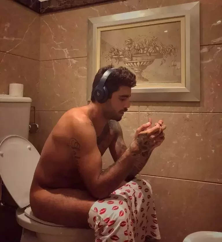 7 vezes em que Pedro Scooby, do BBB22, apareceu pelado na internet - imagem 68392