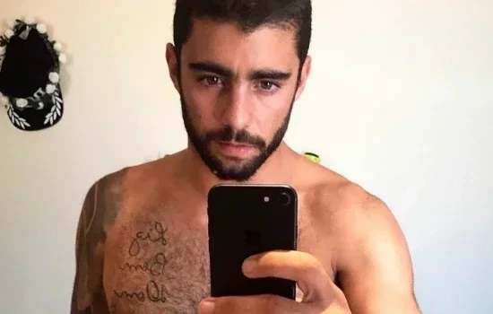 7 vezes em que Pedro Scooby, do BBB22, apareceu pelado na internet