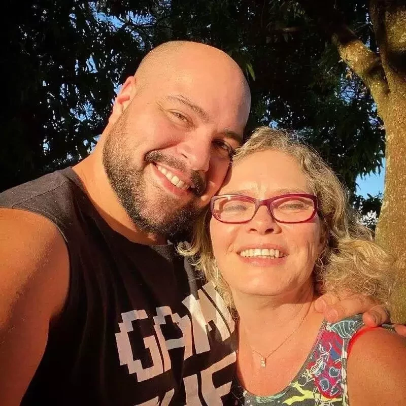 Tiago é filho de Cintia Abravanel