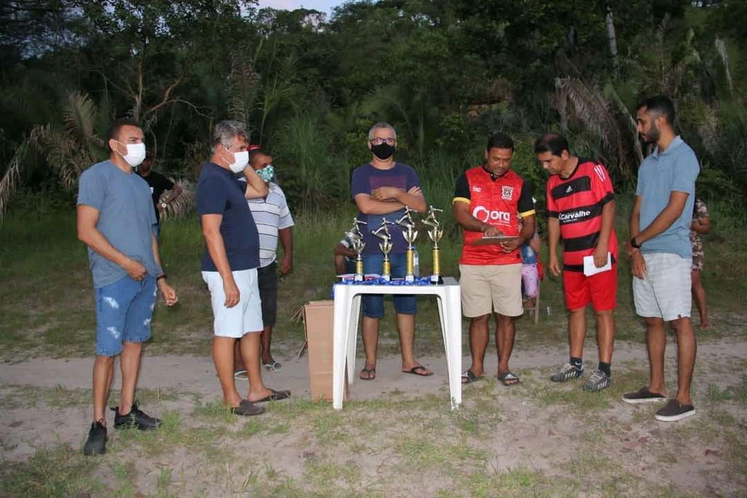 Final do Campeonato de Refugos, com a presença do prefeito João Luiz - Imagem 12