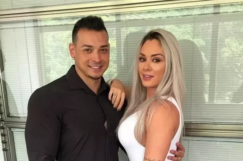 Juju Salimeni e Felipe Franco