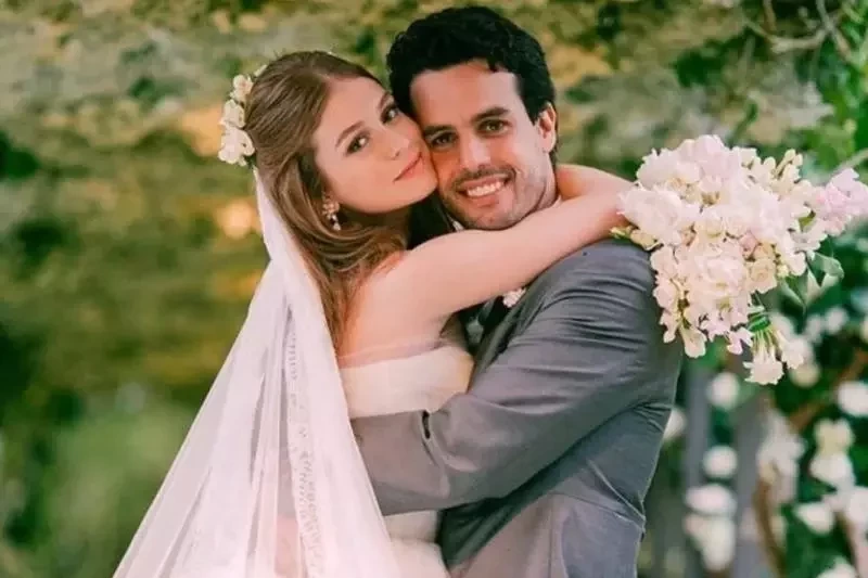 Marina Ruy Barbosa e Alexandre