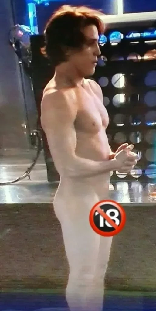 Mostraram demais: veja 6 atores brasileiros que ficaram pelados em cena - imagem 69227