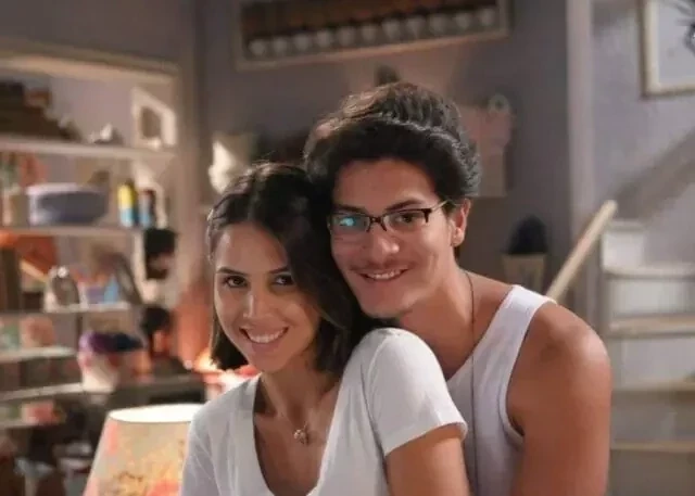 Relembre as namoradas famosas de Arthur Aguiar, do BBB22 - imagem 69772