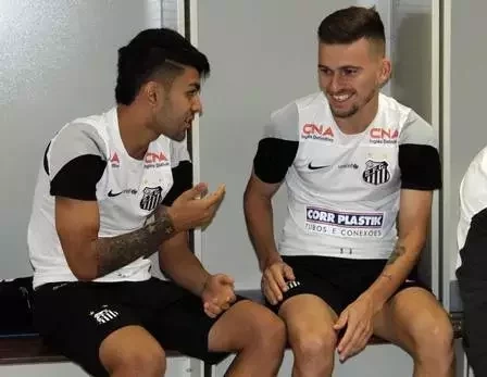 Gabi Gol e Lucas Lima