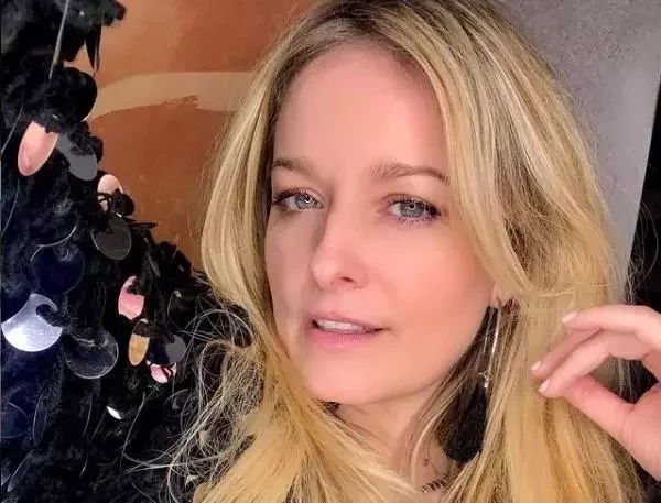 Bem novinhas! Veja 7 famosas brasileiras que se casaram adolescentes - imagem 70345