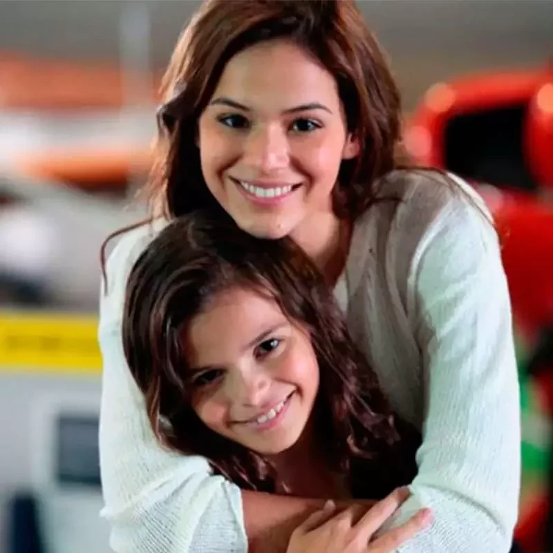 Bruna Marquezine e Luana Marquezine