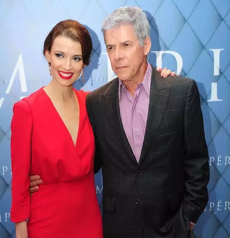 José Mayer e Julia Fajardo