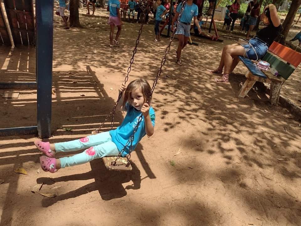 Crianças se divertem aos cuidados dos educadores de Monsenhor Gil  - Imagem 8