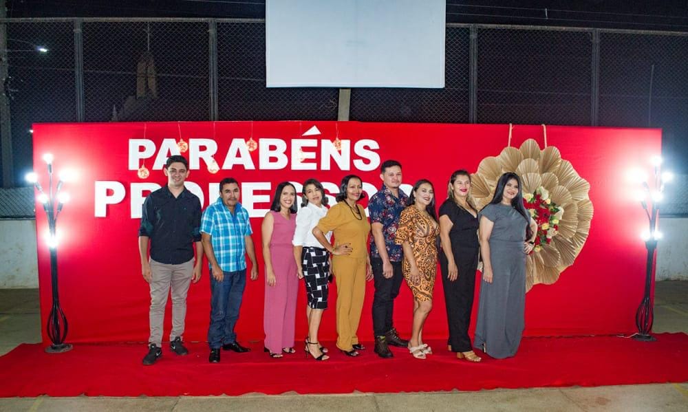 PREFEITURA DE JOAQUIM PIRES PROMOVE EVENTO EM HOMENAGEM AO DIA DO PROFESSOR - Imagem 2