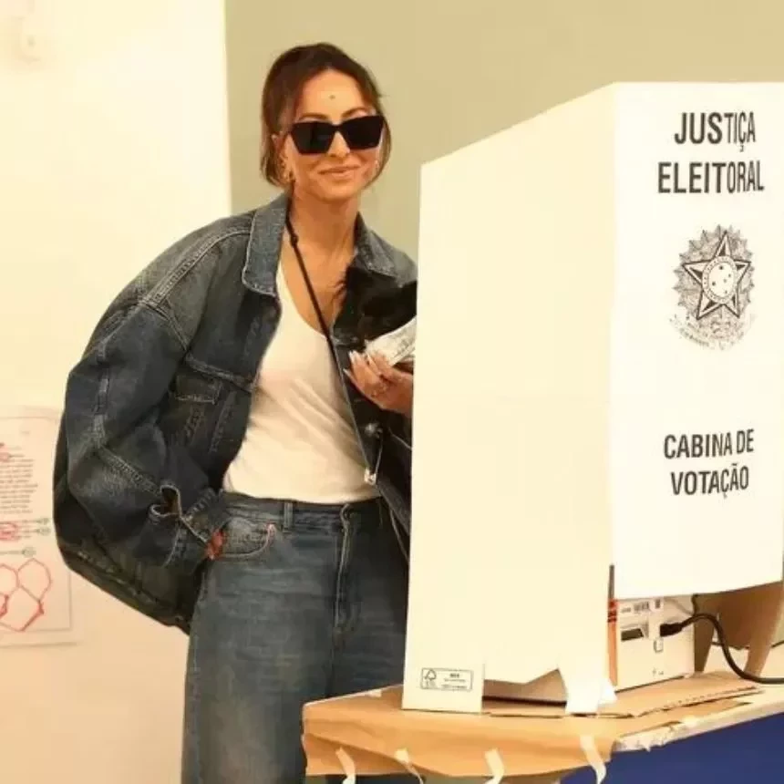 Luísa, Anitta e Ludmilla! Saiba quais famosos já votaram nas eleições - imagem 103663