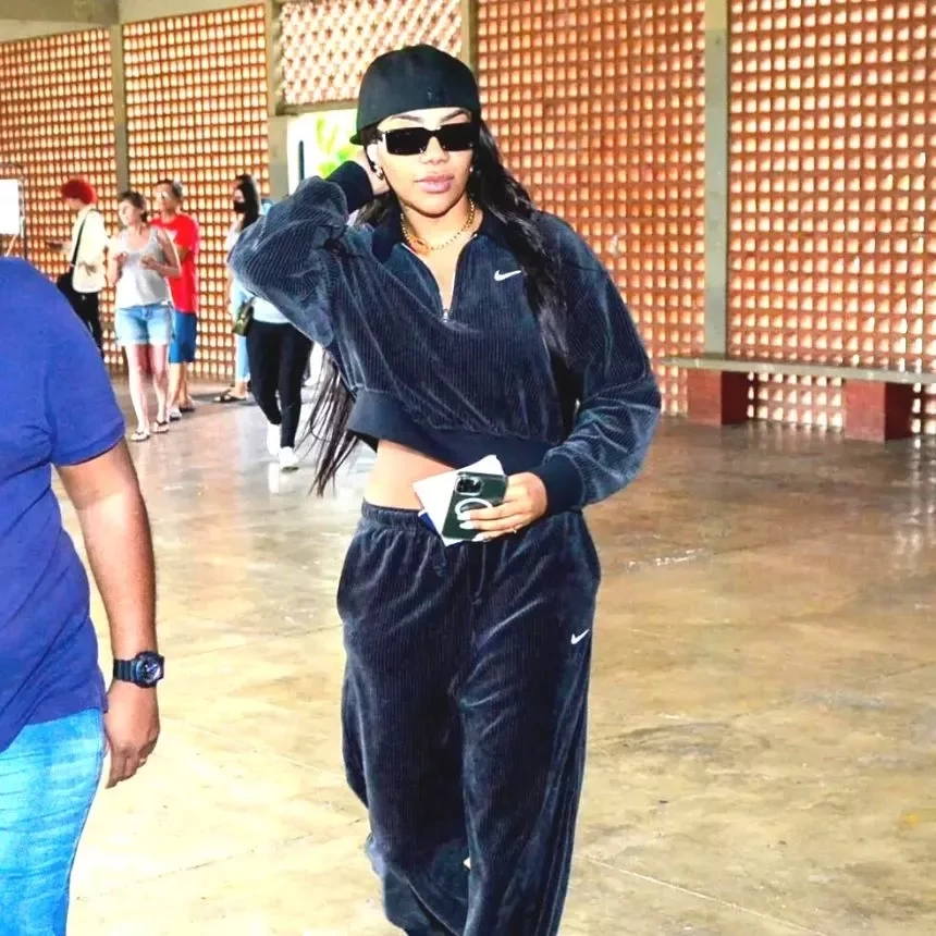 Luísa, Anitta e Ludmilla! Saiba quais famosos já votaram nas eleições - imagem 103654