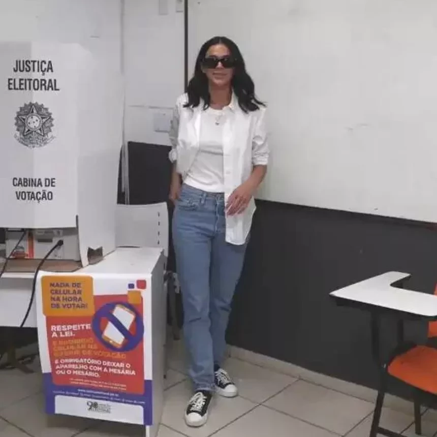 Luísa, Anitta e Ludmilla! Saiba quais famosos já votaram nas eleições - imagem 103653