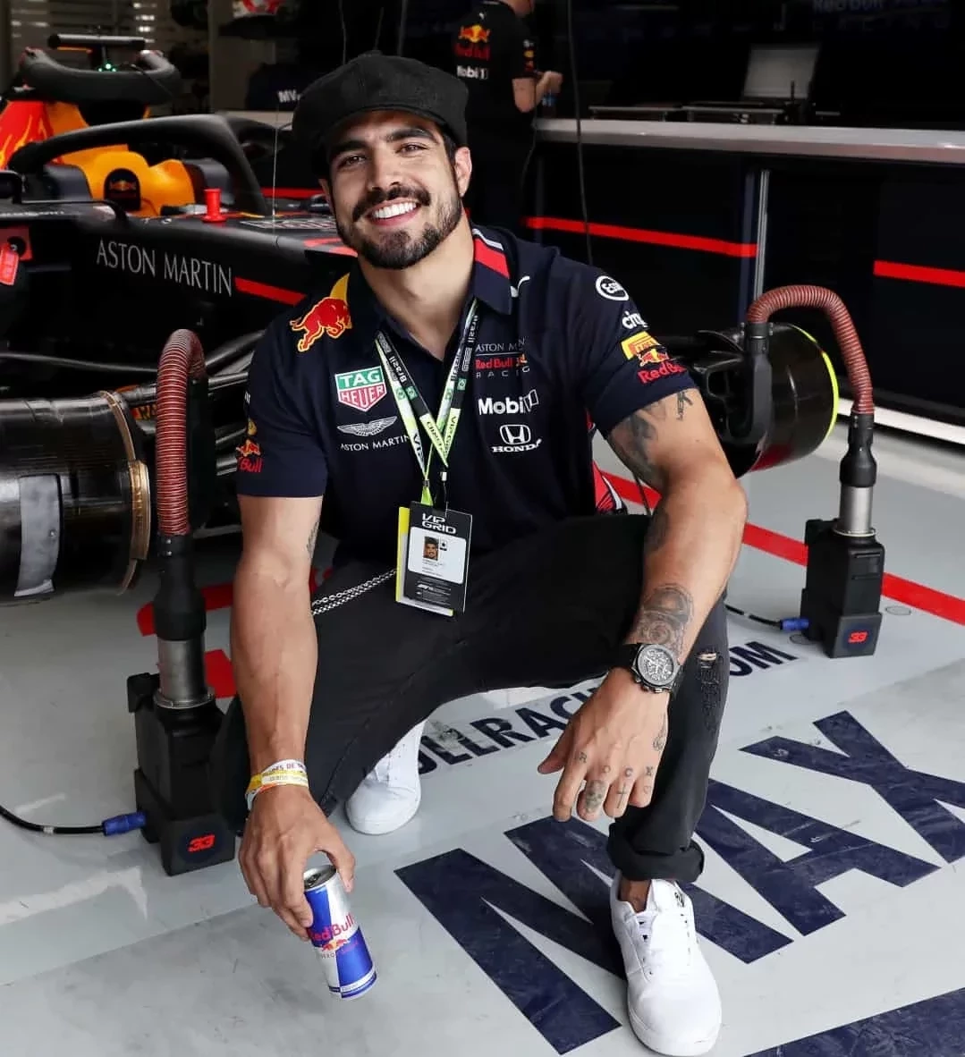 Até 14 anos! Saiba com quantos anos esses famosos perderam a virgindade - imagem 105736