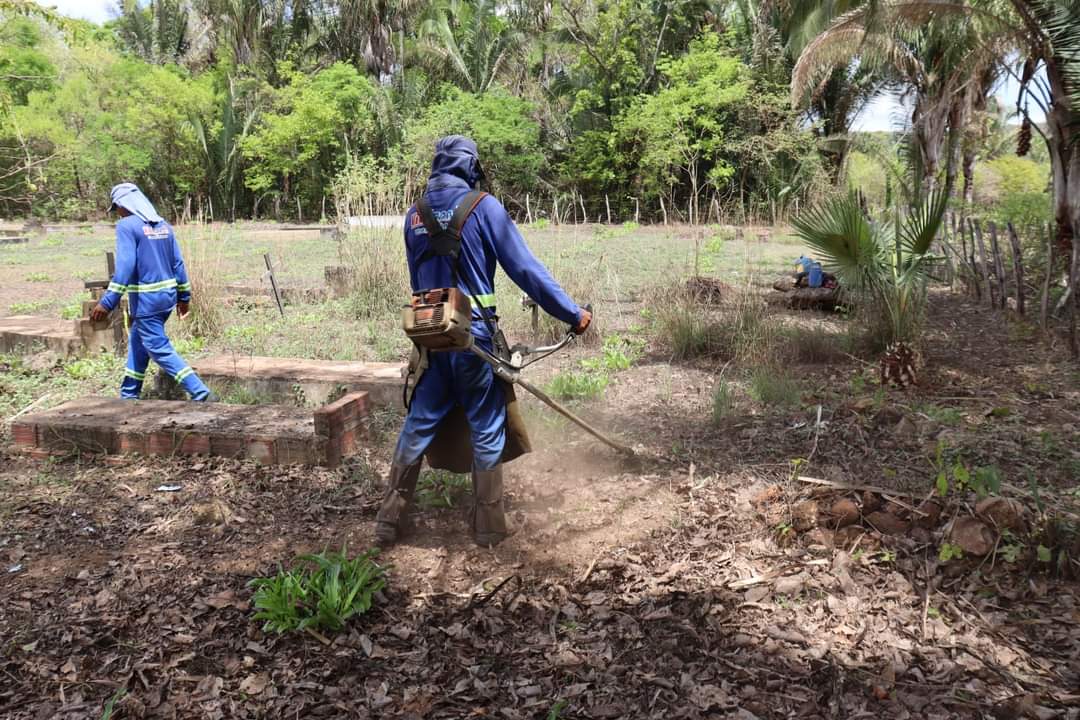 Prefeitura executa Operação limpeza nos cemitérios de Monsenhor Gil - Imagem 1