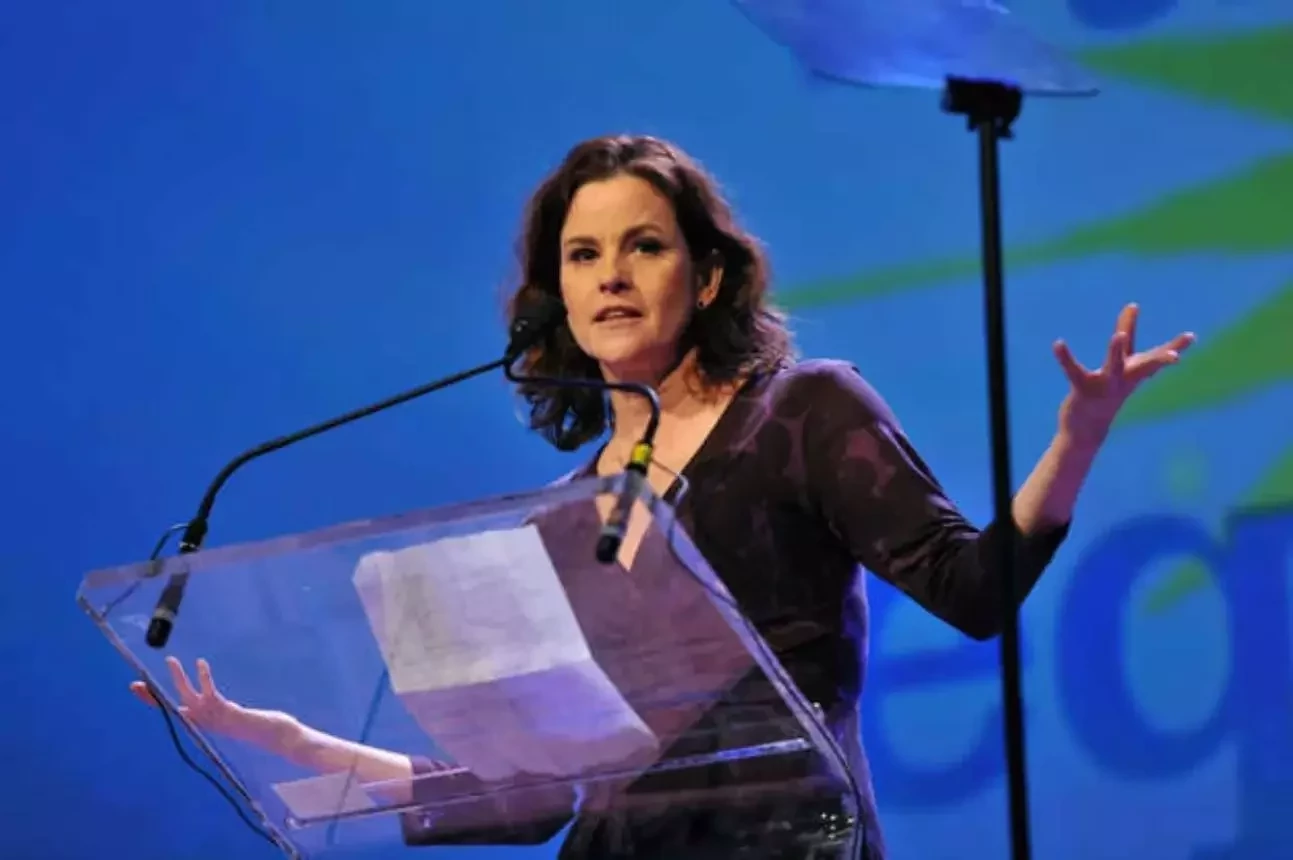 Tem brasileiros! Famosos que são pais de filhos LGBTQ+ e os apoiam - imagem 106431