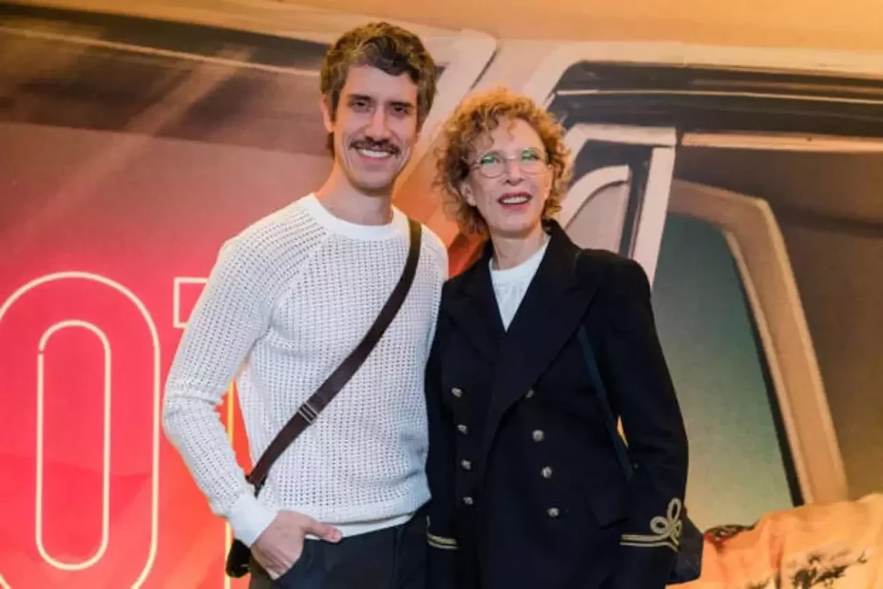 Tem brasileiros! Famosos que são pais de filhos LGBTQ+ e os apoiam - imagem 106424