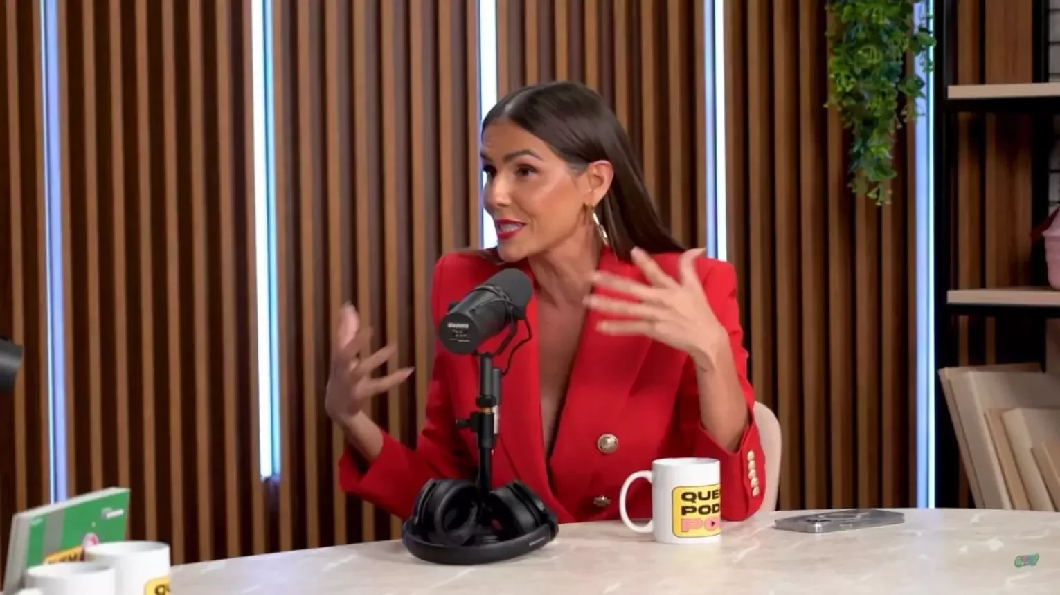 Traição, sexo oral e transa na Globo: 8 revelações 18+ de Deborah Secco  - imagem 104535