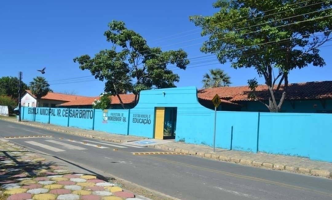 Prefeitura de Monsenhor Gil dando apoio a realização do Enem 2022